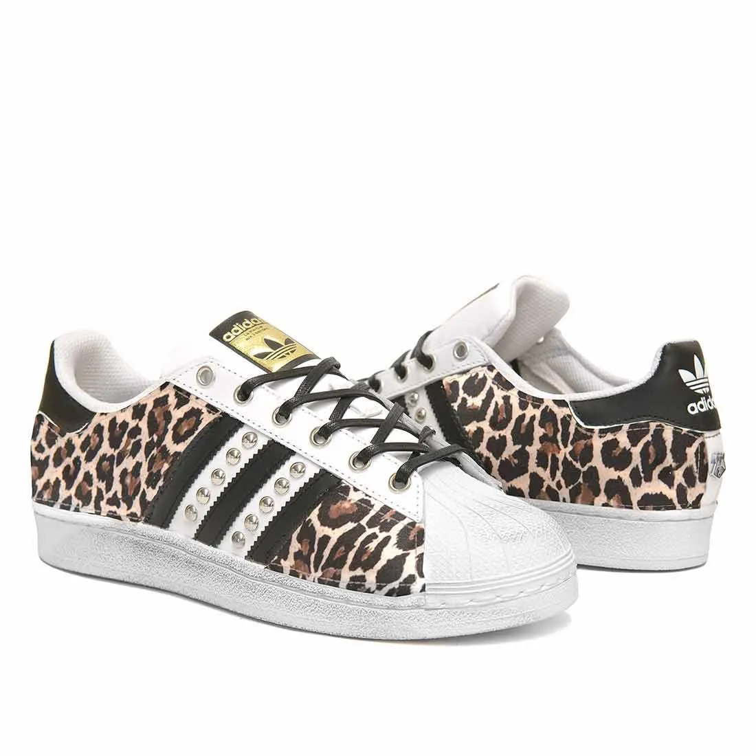 Adidas Superstar Leopardate con borchie