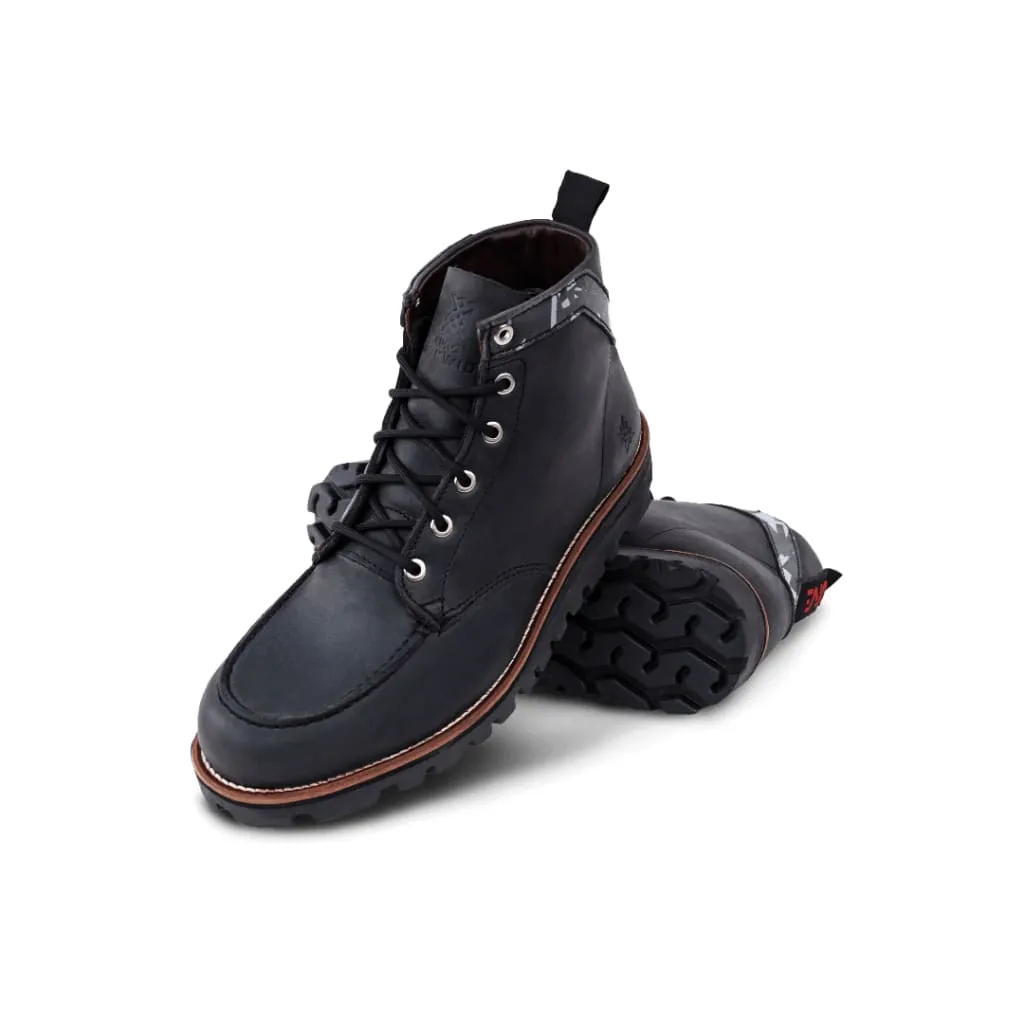 Black Widow Moccasin Boot