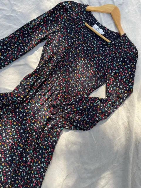 Carmen Black Floral Long Sleeve Midi Dress