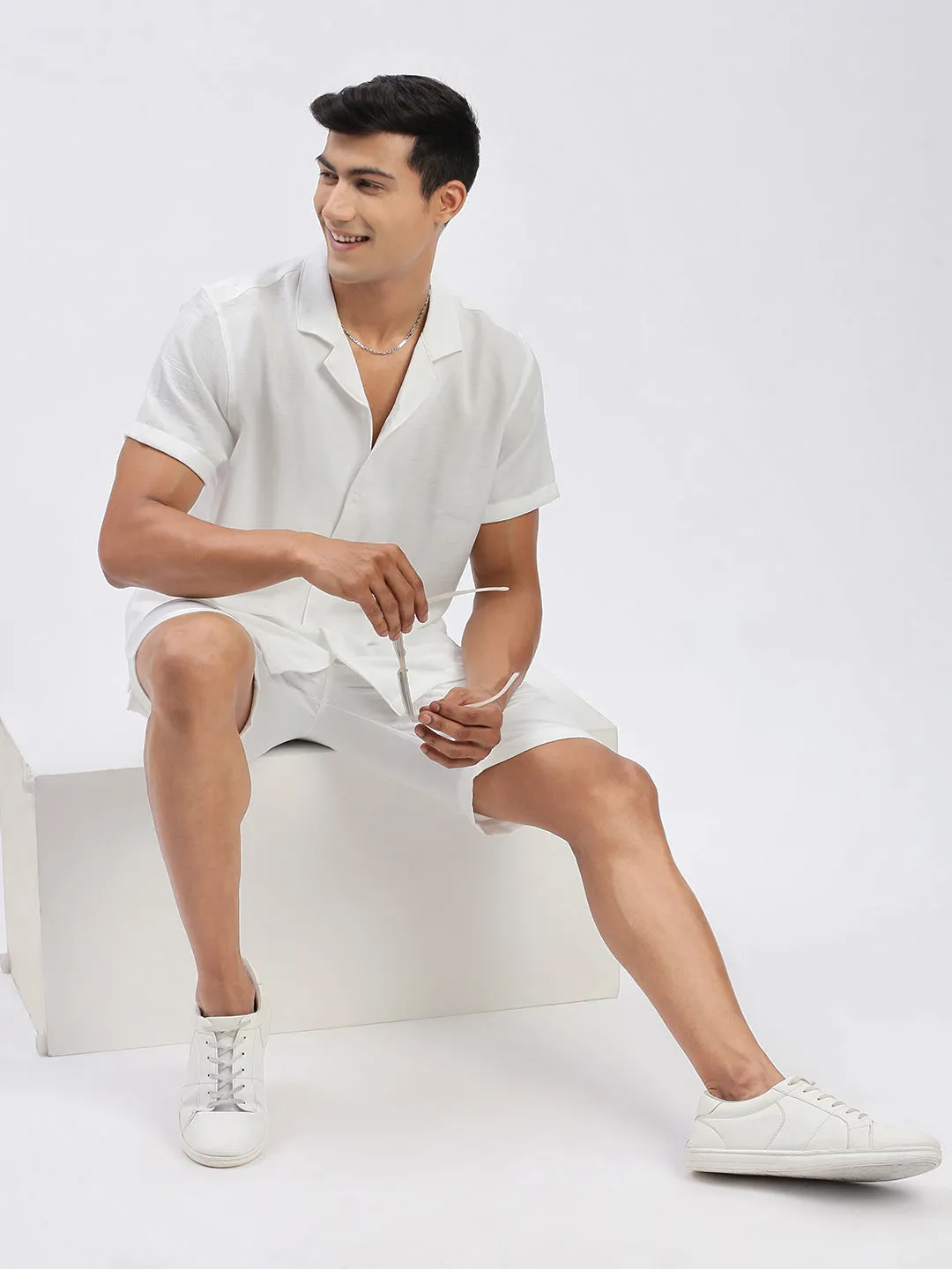 Men Solid White Casual Co Ords Set