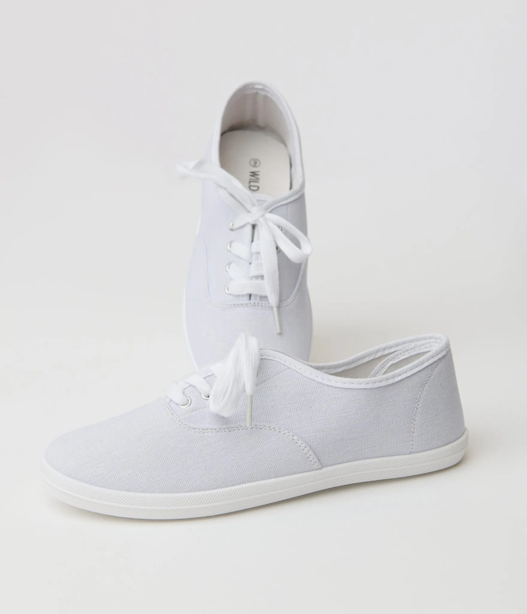 Retro Style White Lace Up Sneakers