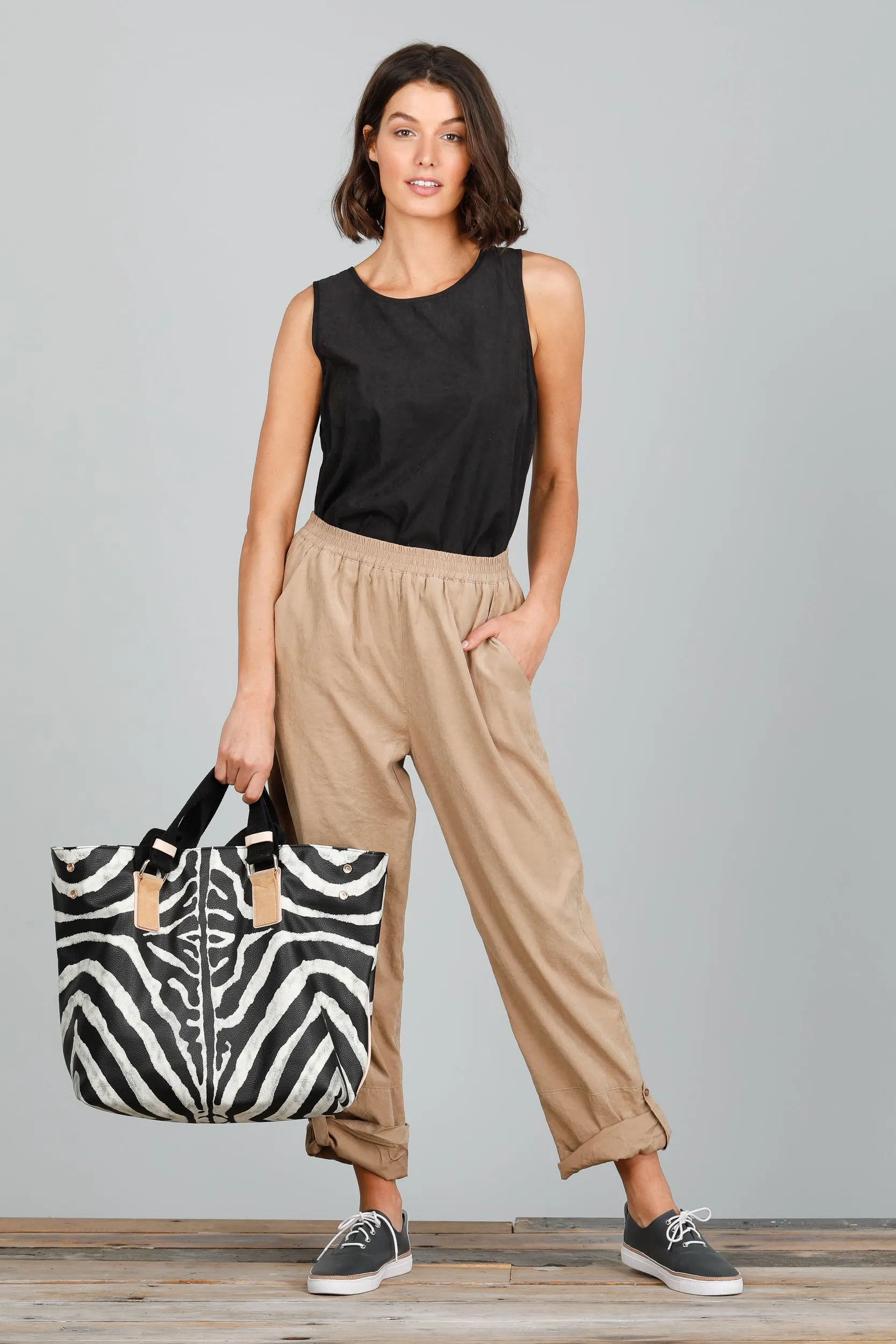 Wonderland Pant in Tan